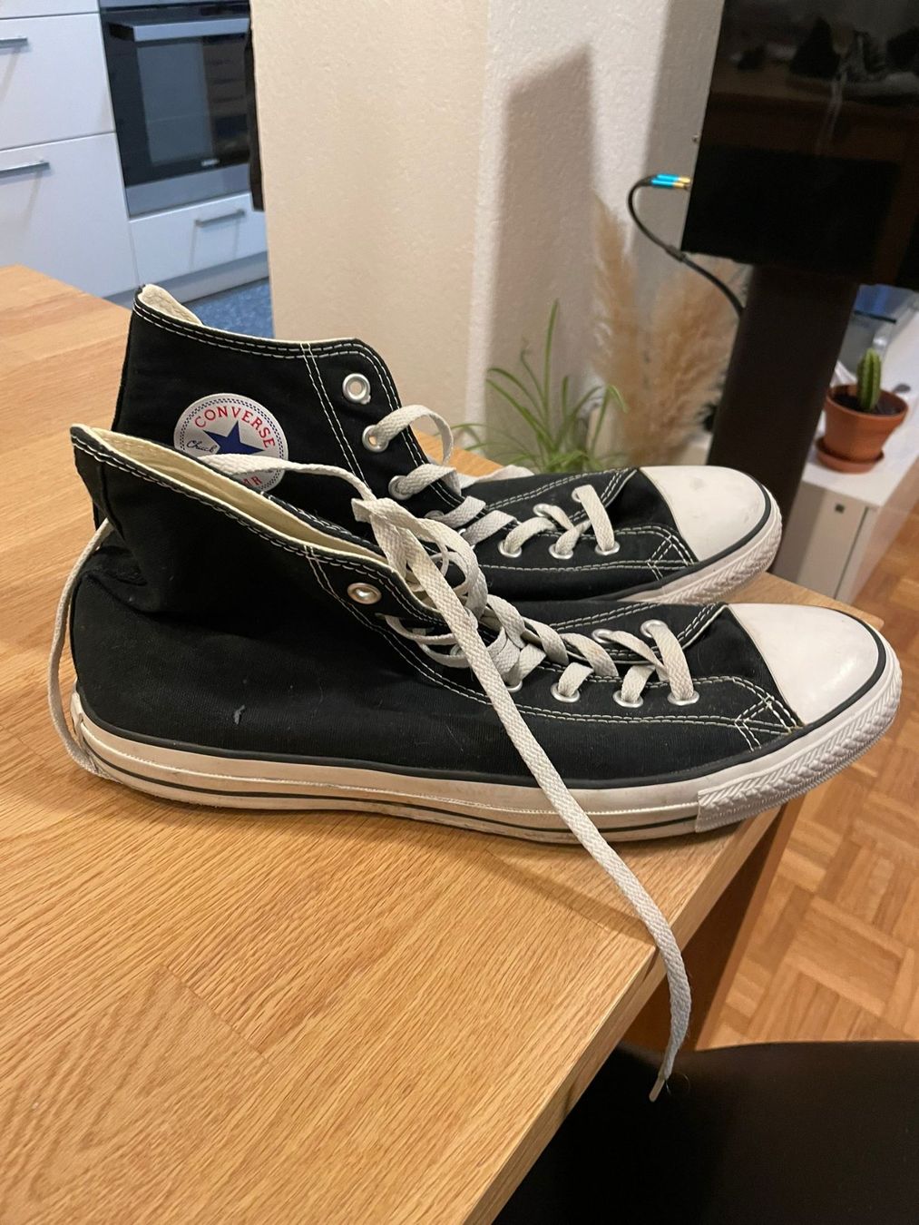 Herrenschuhe: Converse noire 46 – Gebraucht aus Prilly von Ezareth 1