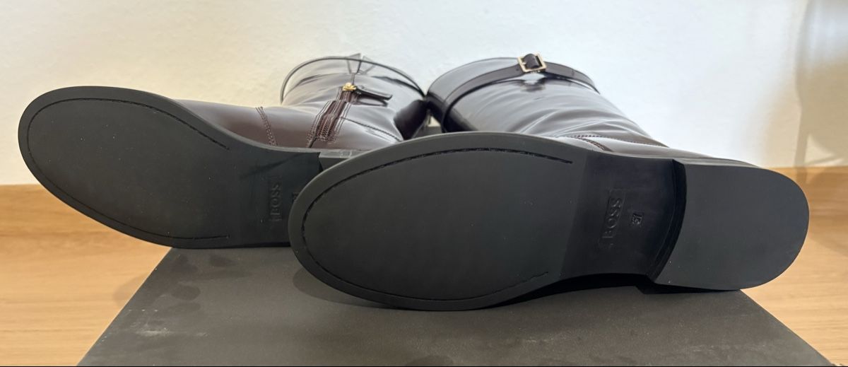 Hugo Boss Scarpe da donna: Stiefel Boss, Gr. 37 - neuwerig – Nuovo (secondo la descrizione) da Kloten venduto da Mod_qc5v 5
