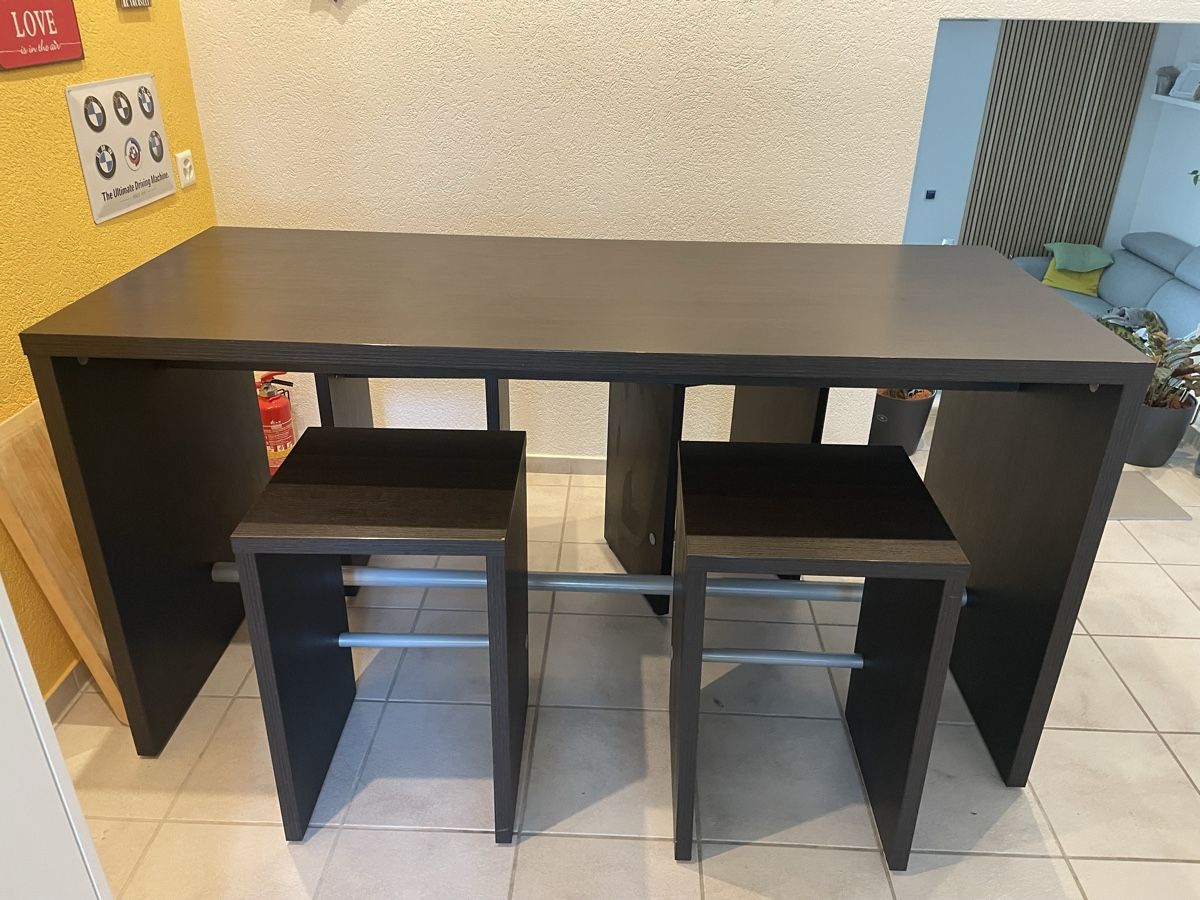 Tavoli: Bar/Stehtisch mit 4 passenden Hockern – Usato da Aesch ZH venduto da Apfelblau78 9