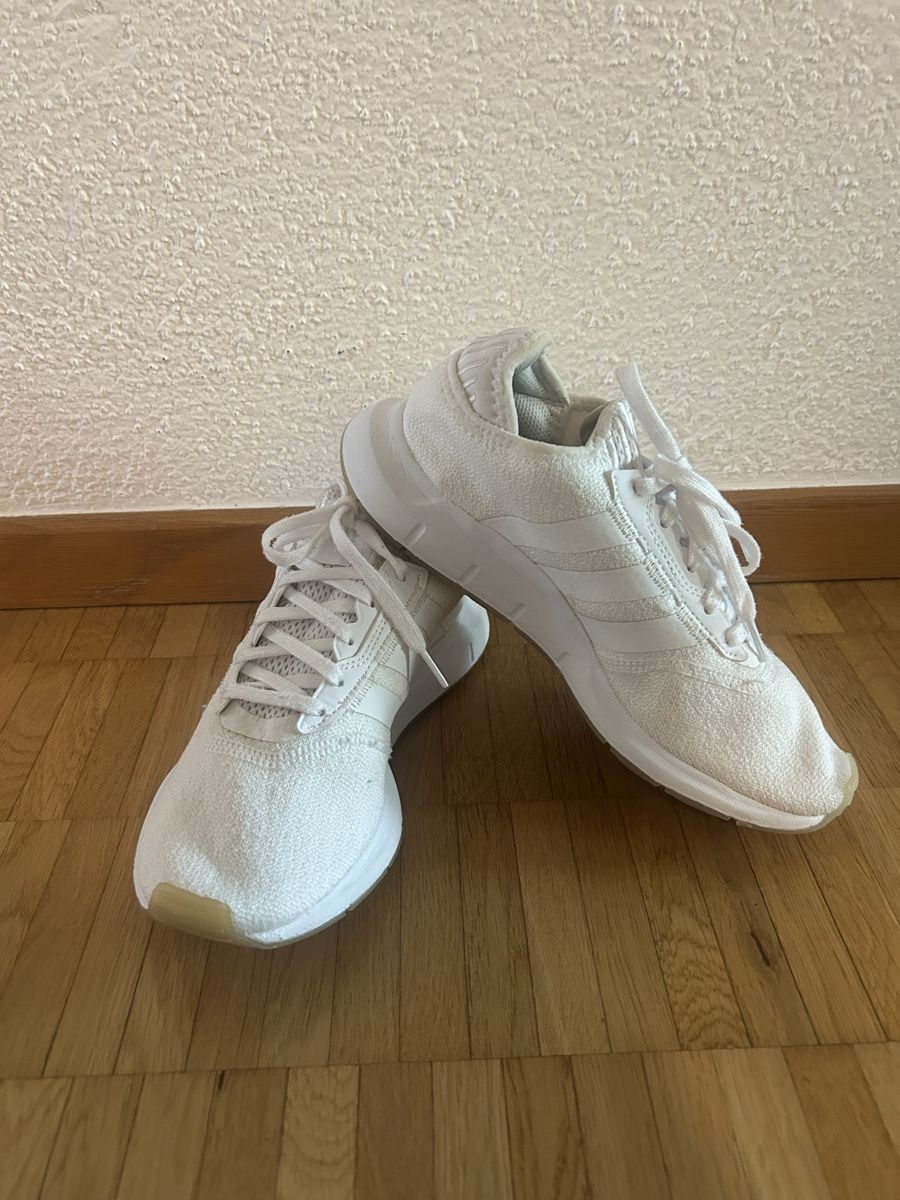 Adidas Herrenschuhe: Adidas Turnschuhe weiss – Neu (gemäss Beschreibung) aus Kloten von lan_p8c8 4