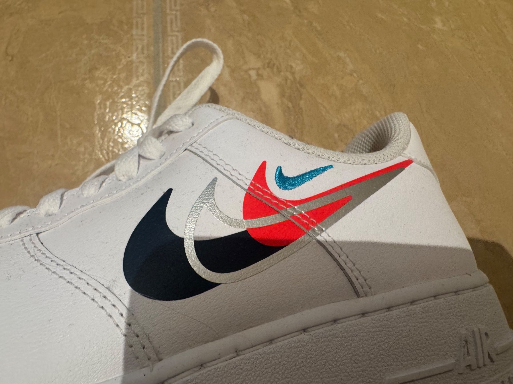 Nike Herrenschuhe: Nike Air Force 1 neue Sneakers, 40 – Neu und originalverpackt aus Klingnau von Markus14 2