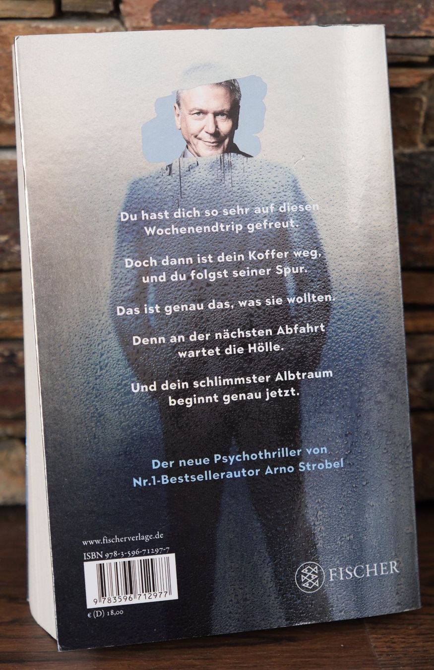 Libri: Buch HAPPY WEEKEND Arno Strobel Psychothriller – Usato da Winkel venduto da man_2qfr 1
