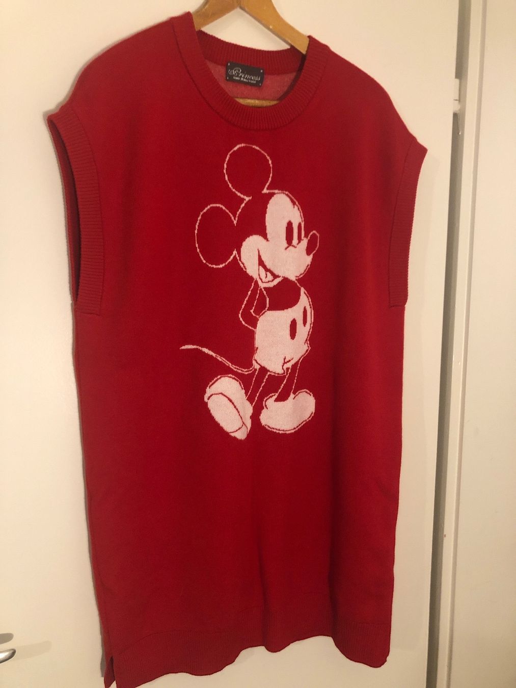 Princess goes hollywood Pullover & Sweatshirts: princess pullover grösse xl 100% wolle mickey mouse – Gebraucht aus Basel von dept