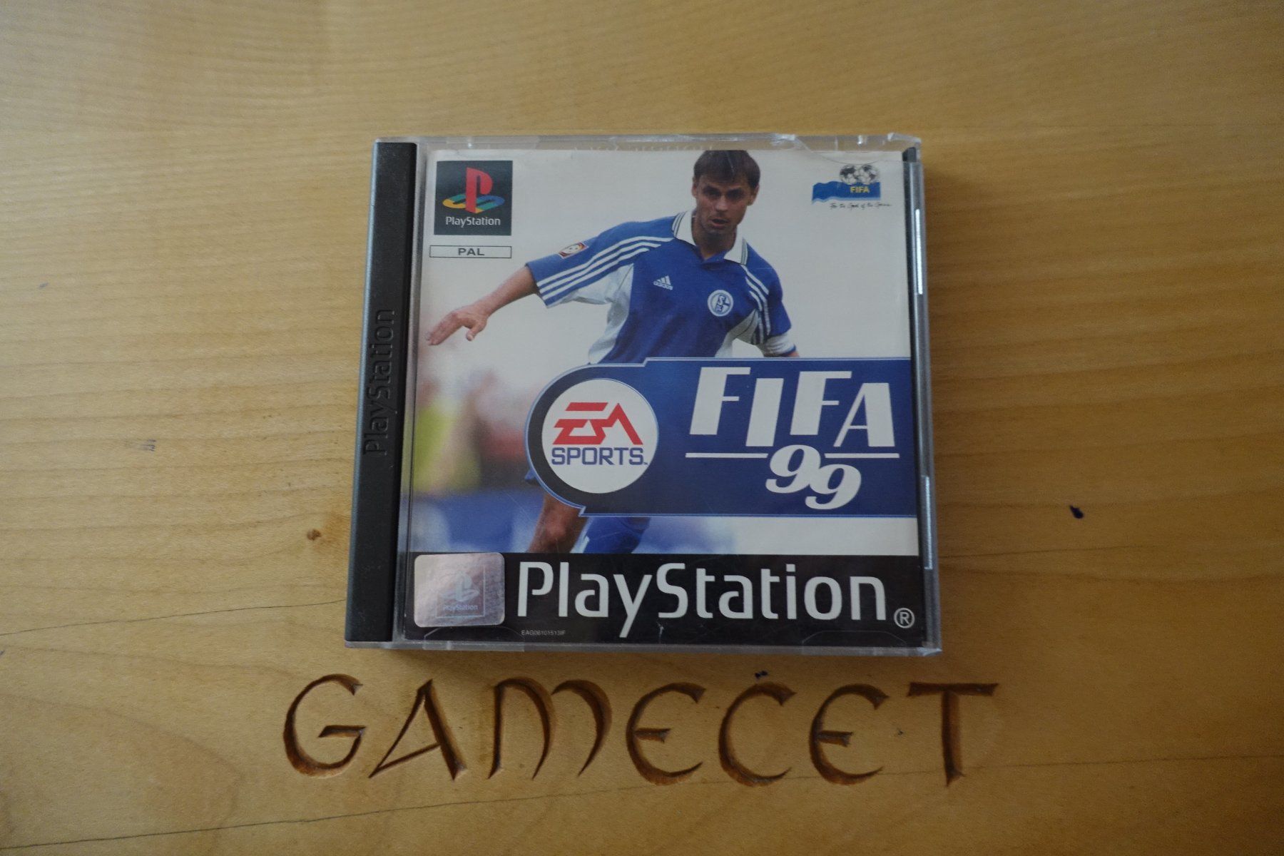 Sony Jeux: FIFA 99 – D'occasion à Steinach par Gamecet