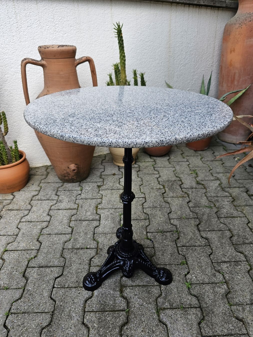 Tavoli: Bistrotisch Granittisch Balkontisch – Usato da Villnachern venduto da hasta08 4