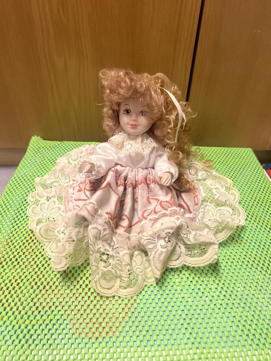 Bambole: Porzelan Puppe – Usato da S.Bernardino venduto da BarettaA