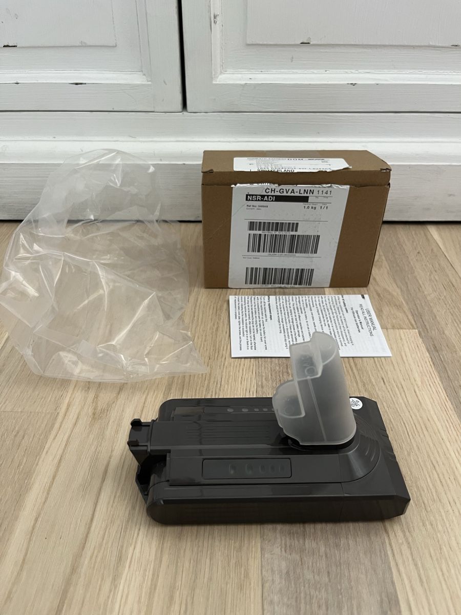 Dyson Akkus & Batterien: Batterie Dyson V10 – Neu und originalverpackt aus Cheseaux-sur-Lausanne von emcy78 1
