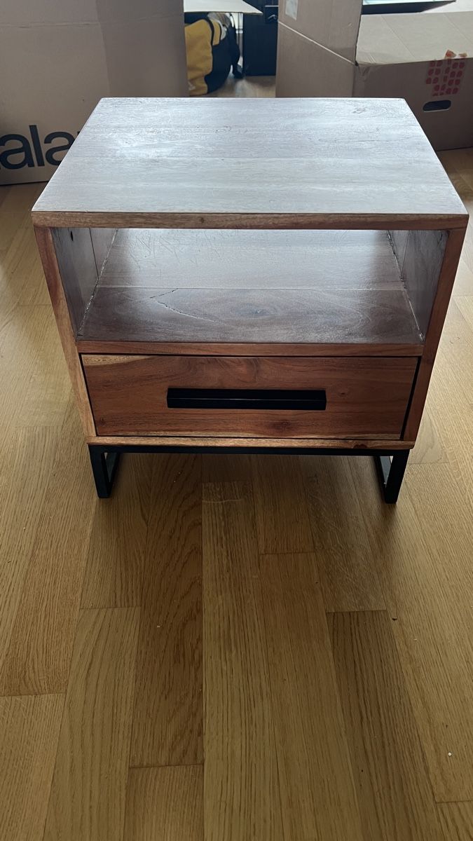 Comodini: Nachttisch aus Holz – Usato da Basel venduto da LfcManu15