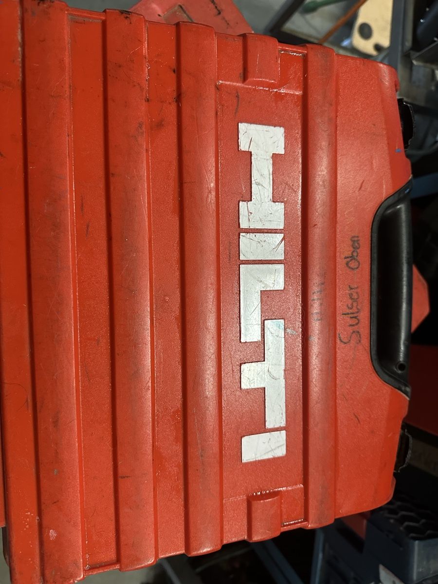 Hilti Bohrmaschinen: HILTI TE 2-M Schlagbohrer mit Koffer – Gebraucht aus Domat/Ems von nin_s5x9 1