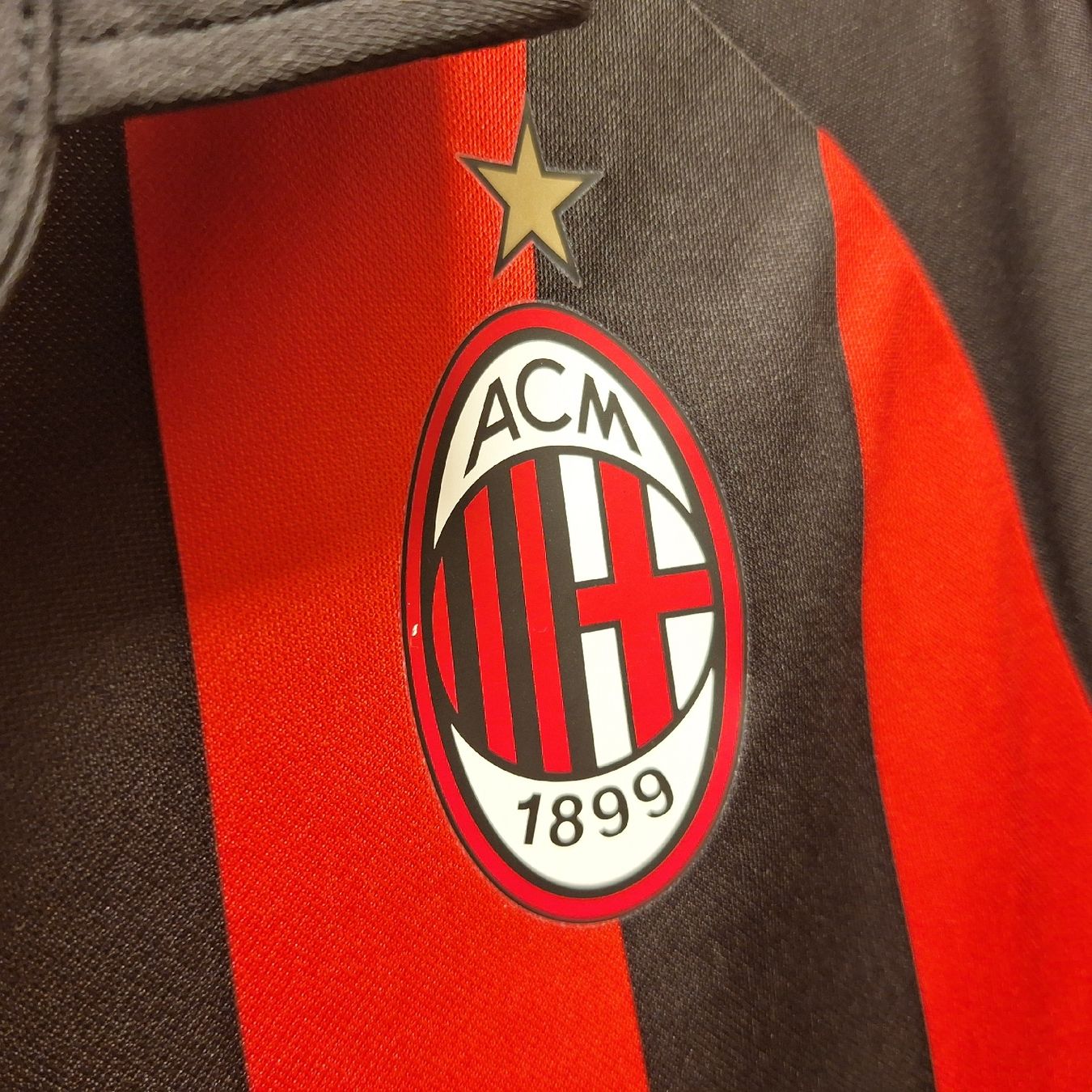 Leibchen & Hosen: Puma Ac Milan M sponsor Fly emirates – Gebraucht aus Bellinzona von LA-ropa-de-Juan 7