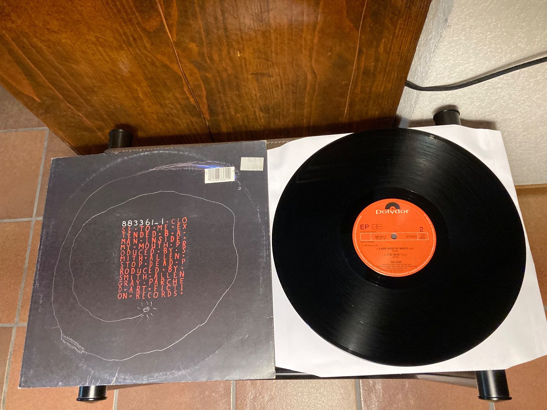 Dischi in vinile: The Cure - Close To Me – Usato da Fribourg venduto da Karushi 1