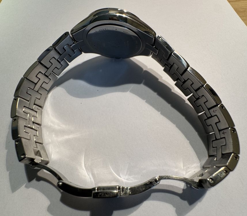 Tissot Damenuhr T 12  Ref. T 082 210 A Edelstahl, Quarzwerk 3