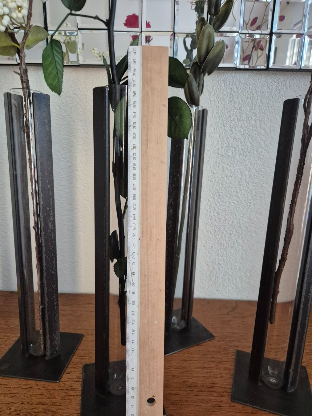 Vasen & Gefässe: 4 Vases soliflore métal +verre – Gebraucht aus Fully von tameab 4