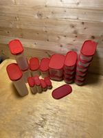 Lot boîtes Tupperware rouge