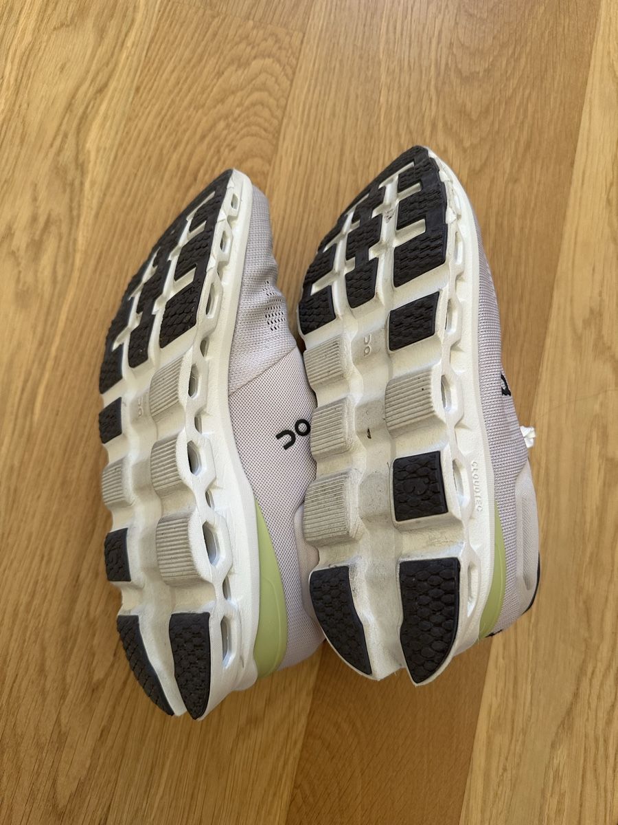On Scarpe da uomo: On cloudstratus  – Usato da Pully venduto da tarra26 3