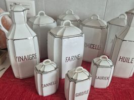 Pot à farine,  épices,  etc... porcelaine ancienne A8