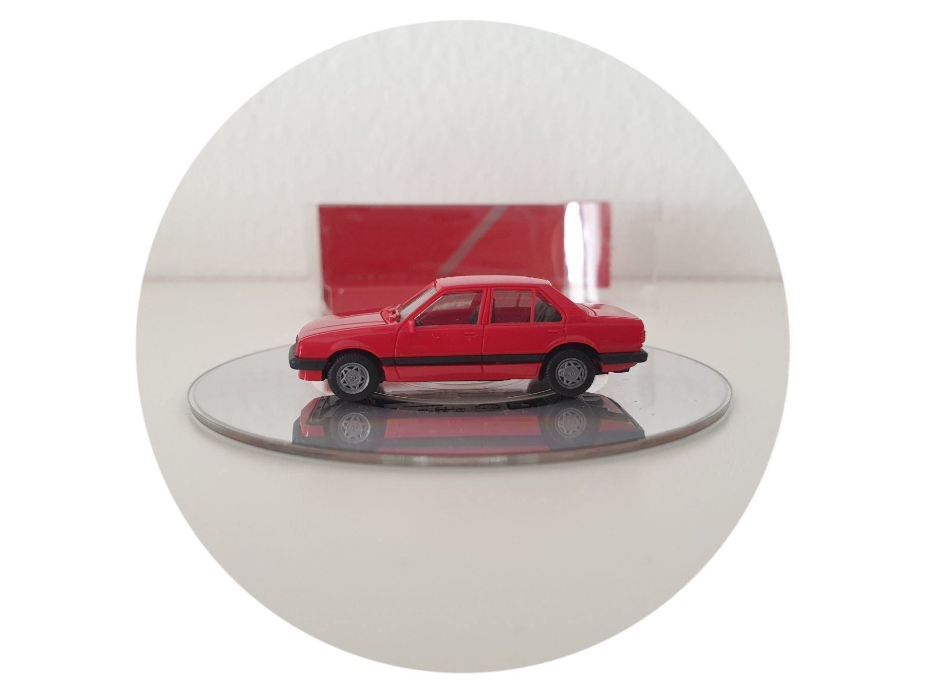 Opel Modellini d'auto: OPEL ASCONA - Modell Herpa 1:87 H0 – Usato da Viganello venduto da CARLiteratur