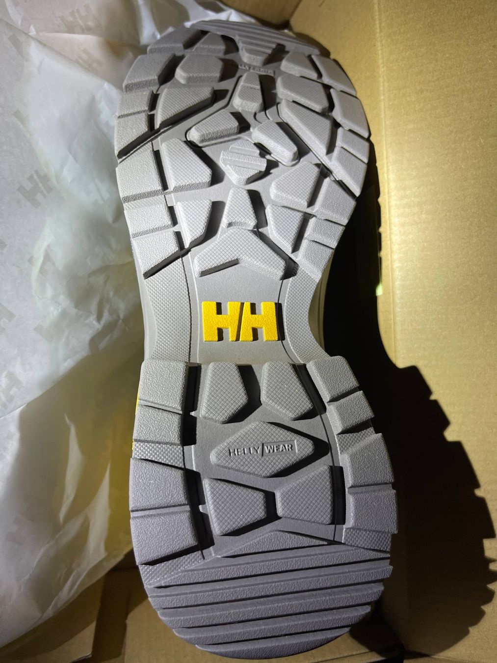 Helly Hansen Chaussures hommes: 42 NEU 189Fr Helly Hansen Wanderstiefel Wanderschuhe Sneaker – Neuf avec emballage d'origine à Steffisburg par Erdling0 2