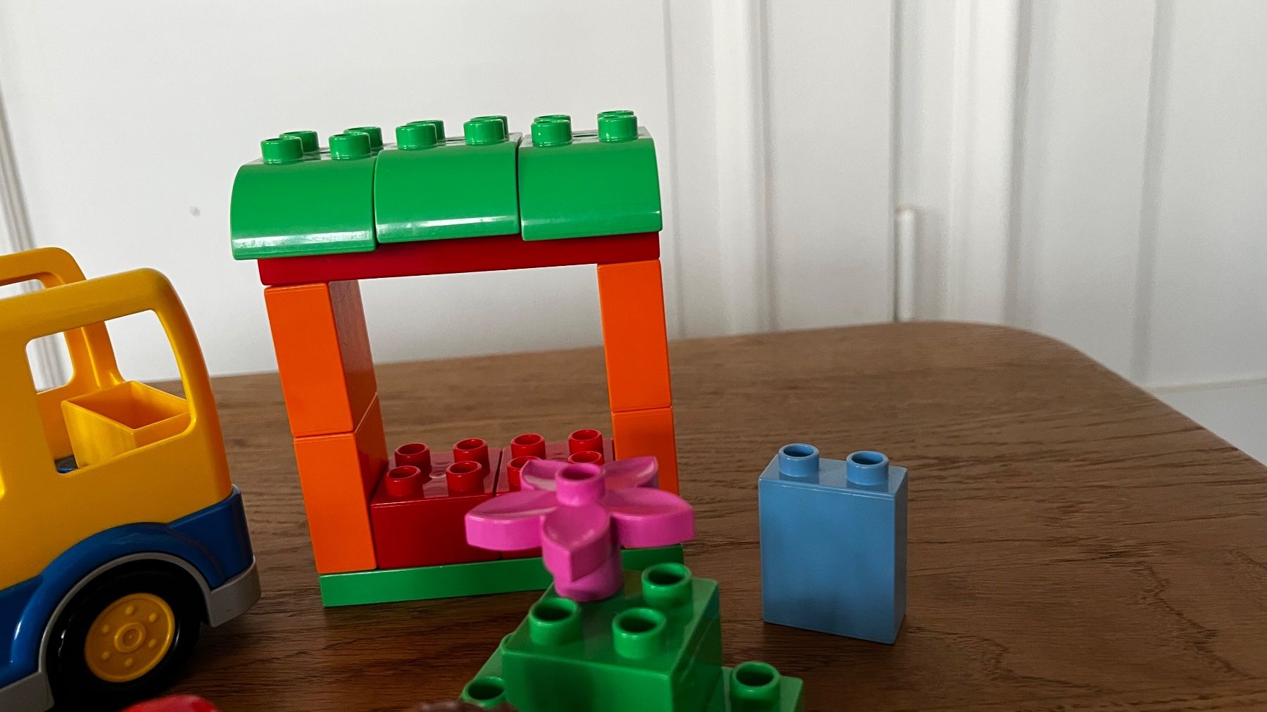 Lego Statuette: Lego Duplo Schulbus 10528 – Usato da Ennetbaden venduto da teo_yg9s 2
