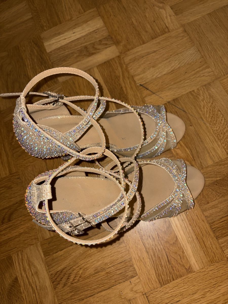 Damenschuhe: Tanzschuhe Gr 39 Strasssteine – Gebraucht aus Kloten von jasminverkauft 4