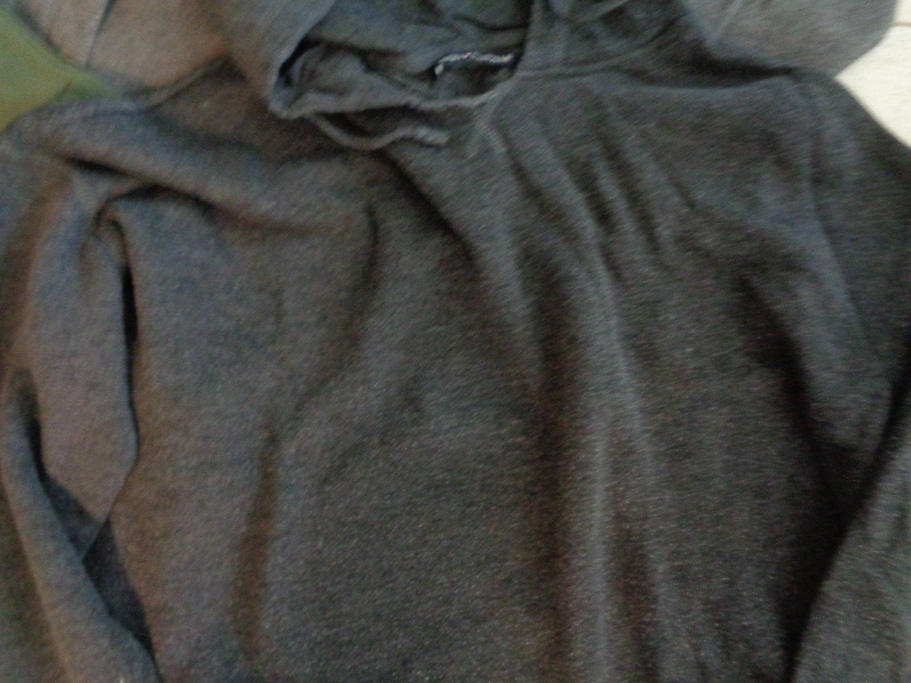 Zara Lotti di vestiti: KLEIDER PAKET 4xPULLOVER ZARA GR.S UND GR.M – Usato da Rotkreuz venduto da Samballi 4