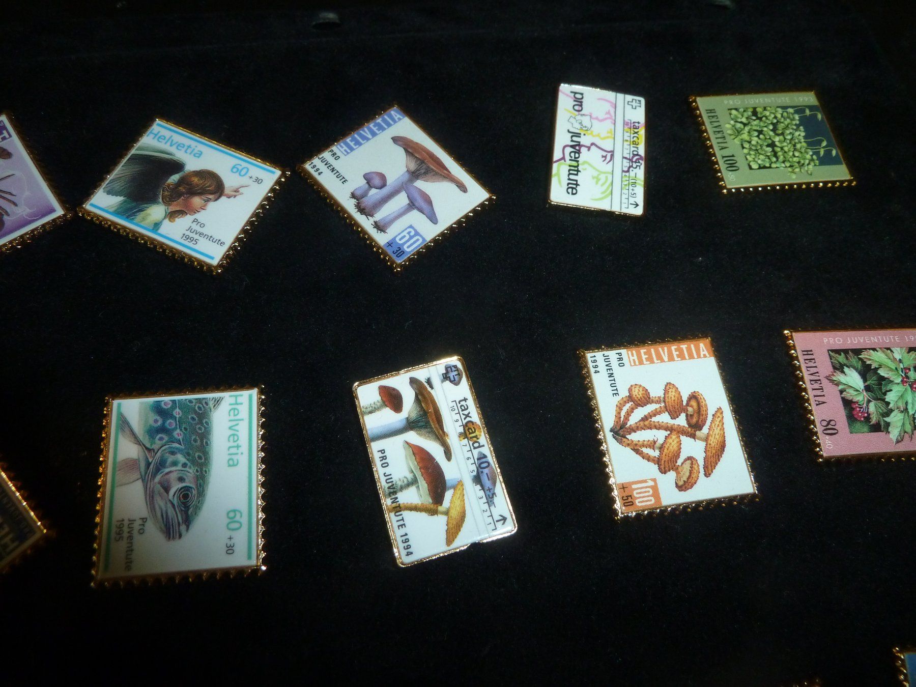 Plaketten & Abzeichen: Briefmarken-Pins ...cooles Lot – Gebraucht aus Rieden SG von jamilau 3