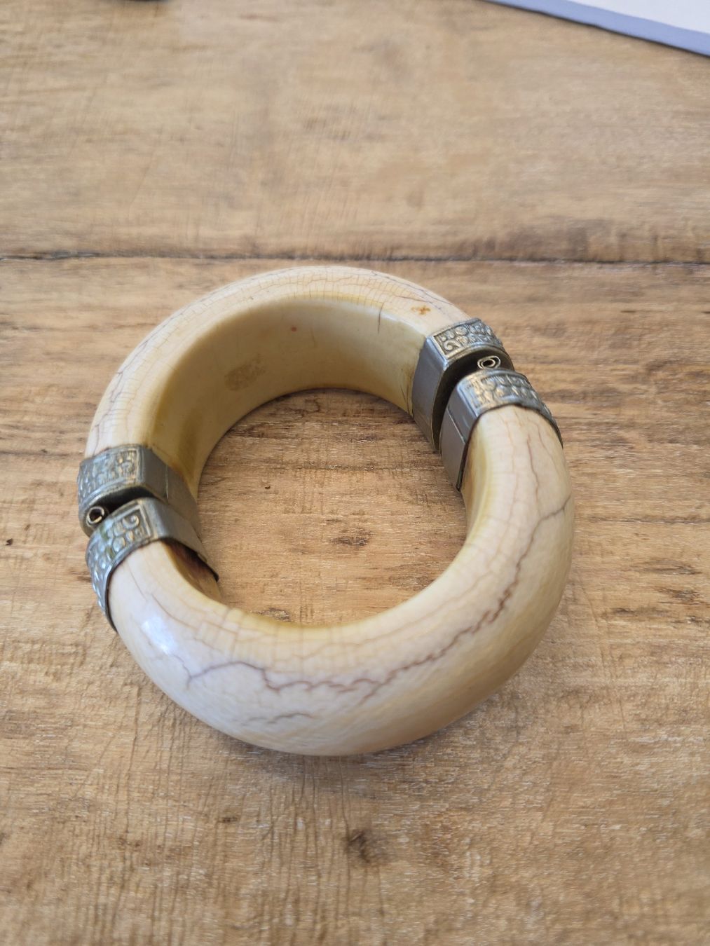 Bracciali & Braccialetti: Antiker Armreif Bein Knochen Vintage – Usato da Liestal venduto da Find_the_rare_stuff