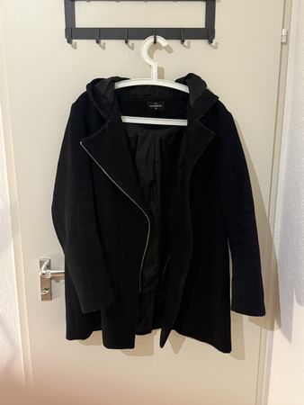 Schwarzer Wintermantel von C&A The Outerwear, Grösse EUR 48