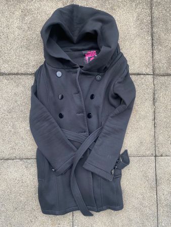 Jacke mit Kaputze