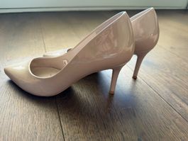 Pumps beige Lack Grösse 39 H&M neuwertig