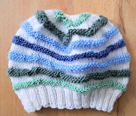 Handgestrickte Baby-Mütze - 62/68 Neu!!!