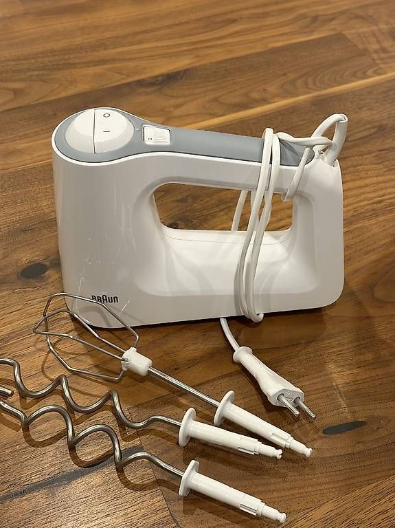 Braun Küchengeräte: Mixer mit zwei Teigrührern und einem Mixstab – Gebraucht aus St. Gallen von nYa25 1