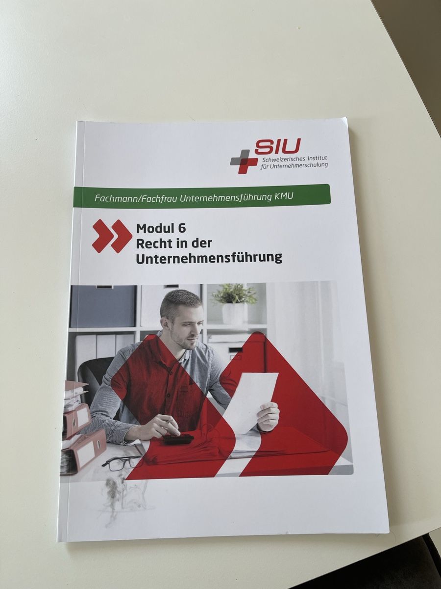 Libri: SIU KMU Lehrmittel: Module 1-6, gut erhalten – Usato da Herzogenbuchsee venduto da mmmhd5 6