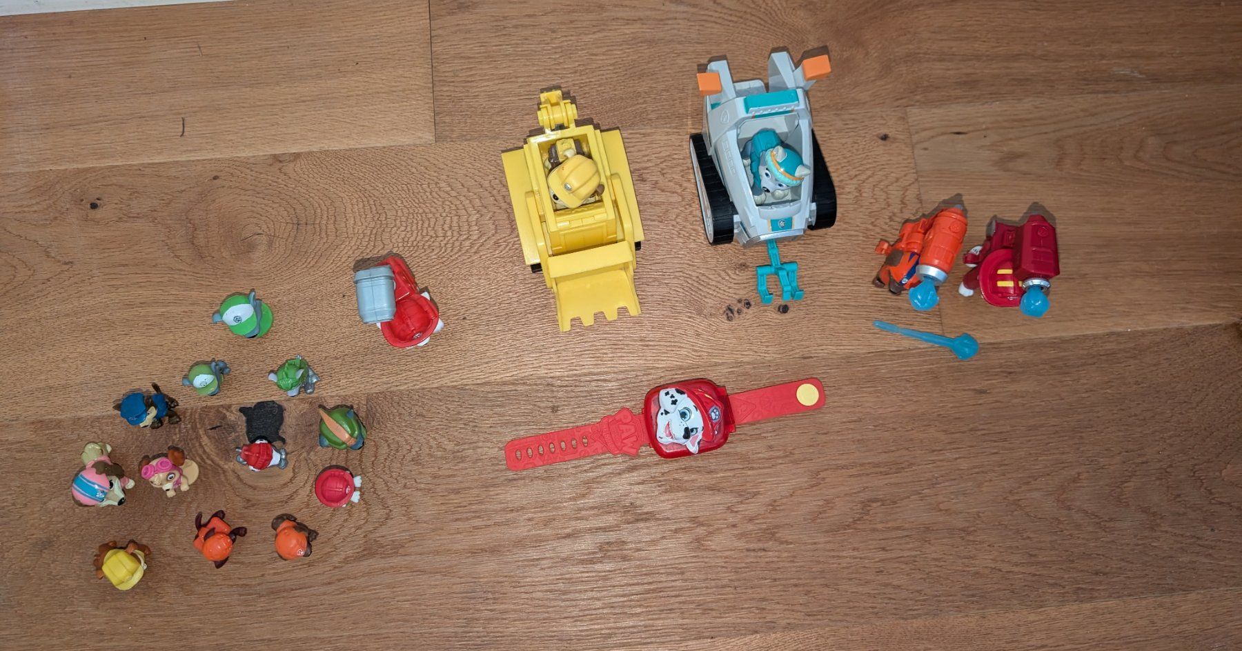 Giocattoli: Paw Patrol Set – Usato da Altstätten venduto da Genzy56