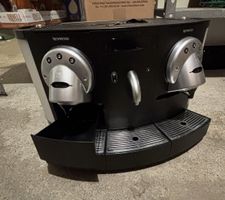Nespresso Kaffeemaschine Gemini 200 CS203 gebraucht