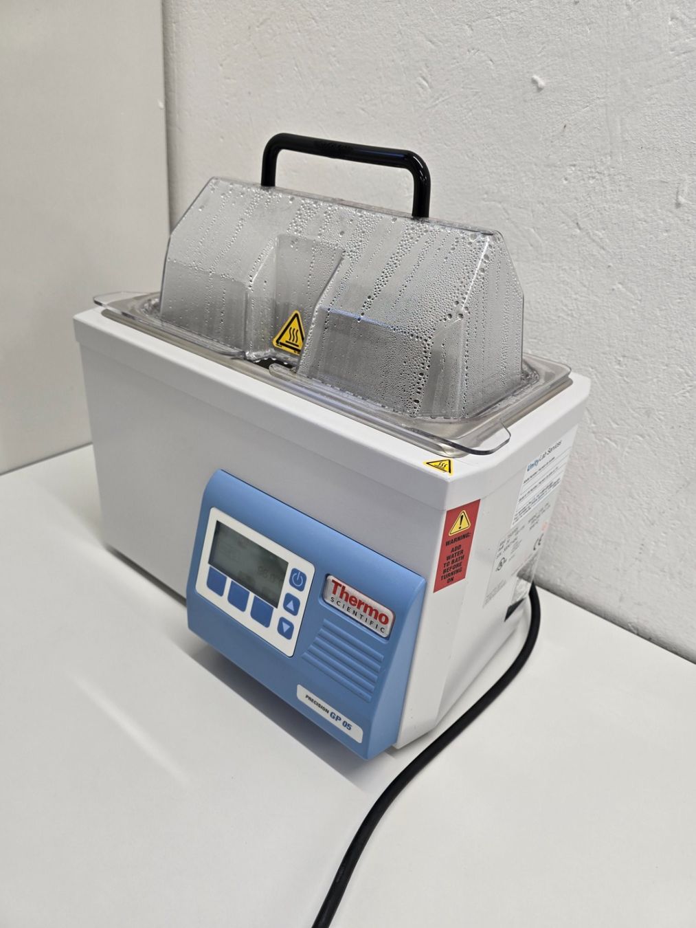 Accessori da laboratorio: Thermo Scientific 5 Liter Wasserbad GP 05 – Usato da Niederdorf venduto da LeptonAG_Labor