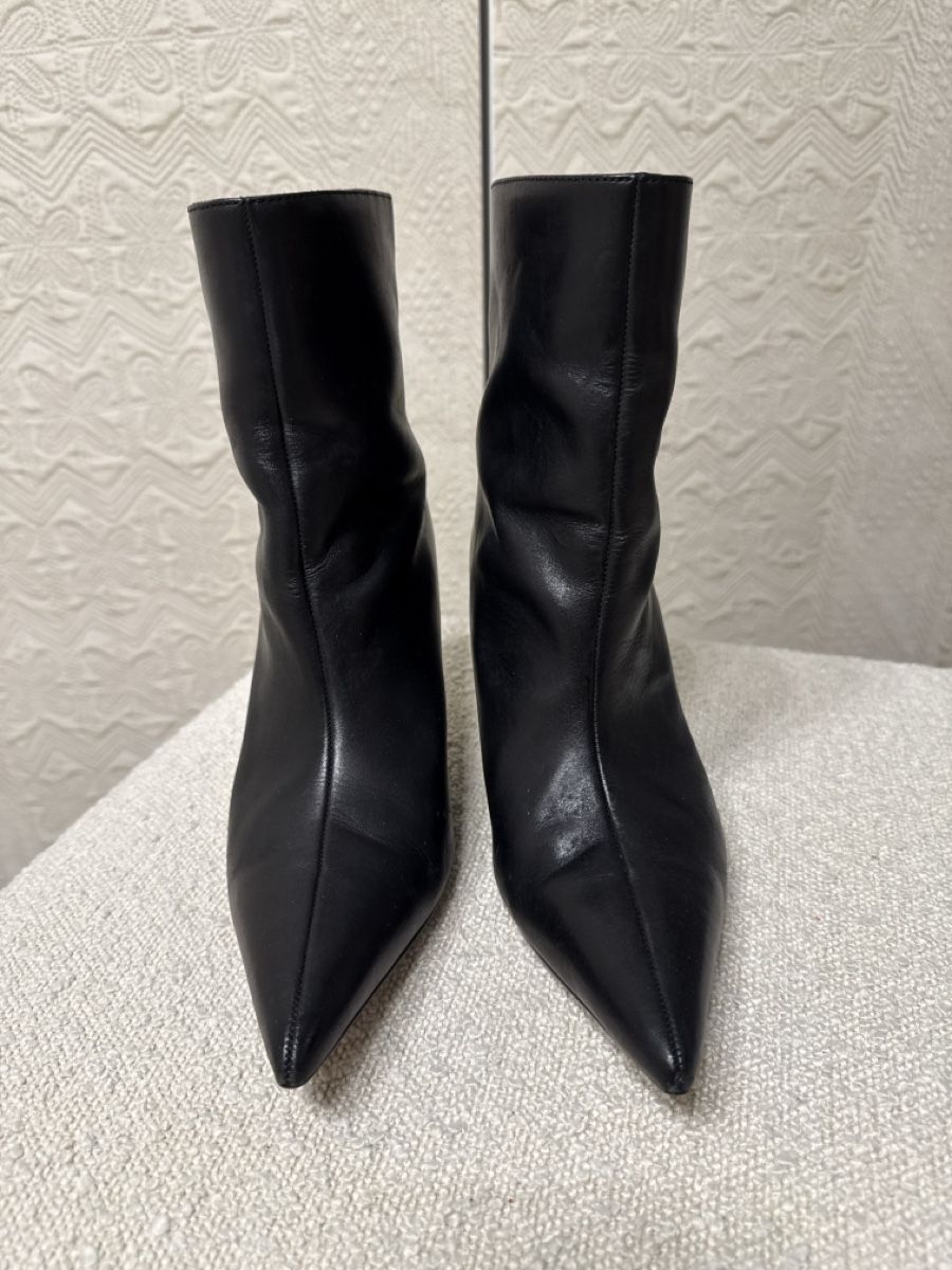 H&M Scarpe da donna: H&M Black Leather Ankle Boots, Pointed, Size 39 – Usato da Biel/Bienne venduto da TanyaM02 3
