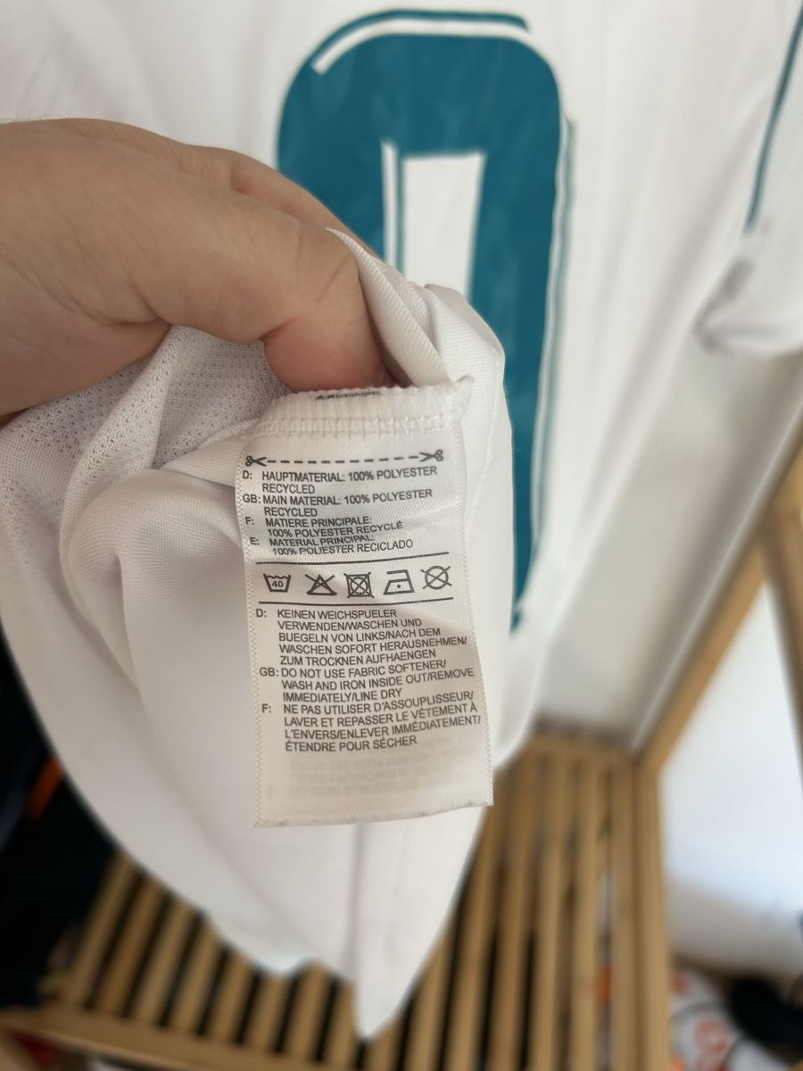 Real Madrid Leibchen & Hosen: Maillot Real Madrid Benzema #9 - Taille L – Gebraucht aus Courgenay von mar_w26c 3