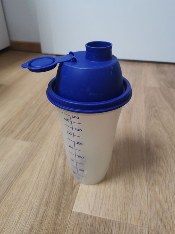 Tupperware Shaker 500ml mit Einsatz (Gebraucht) in Hergiswil NW für CHF ...