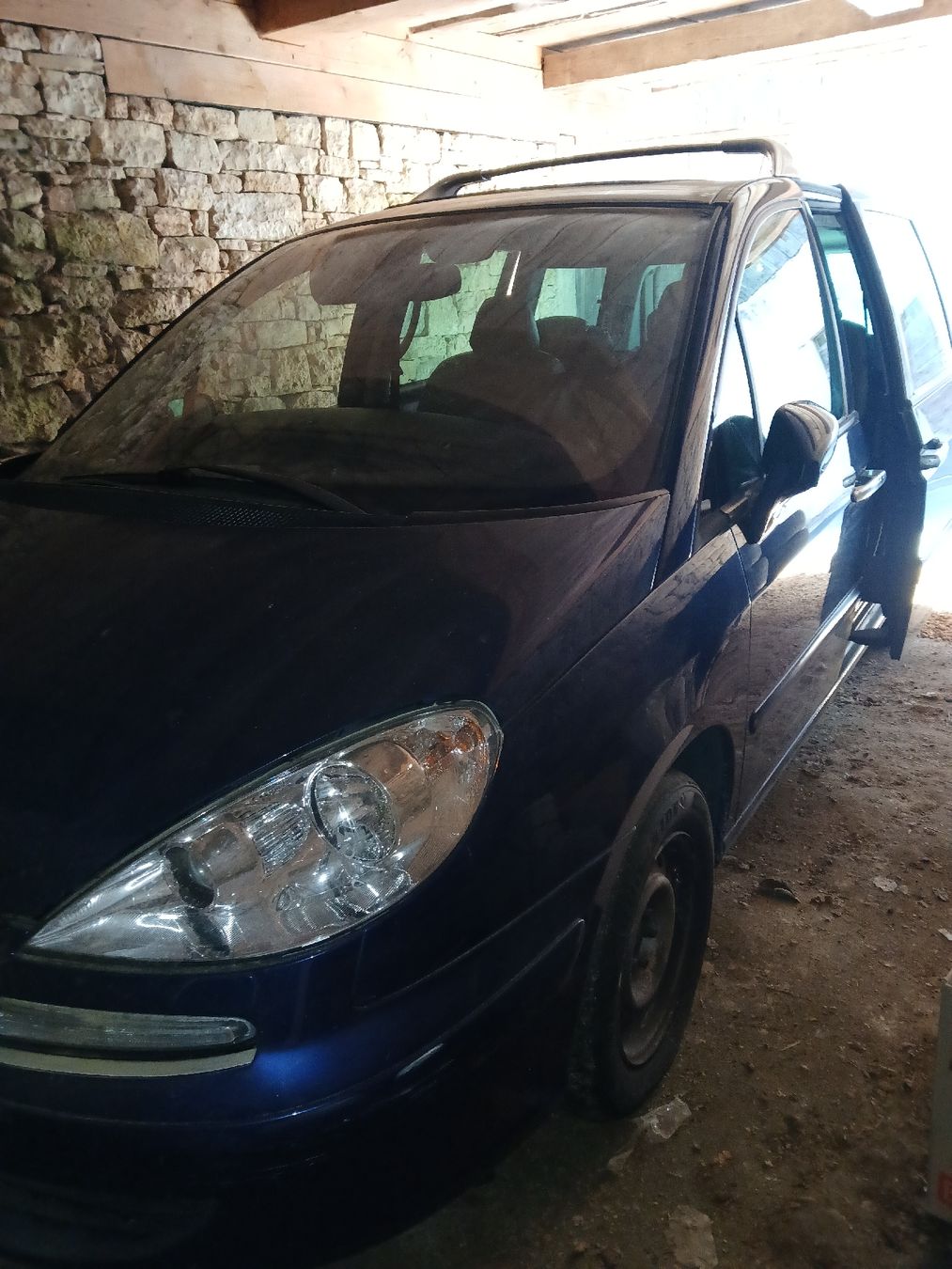 Peugeot Autos: Peugeot 807 – Defekt aus Vauffelin von Erondez