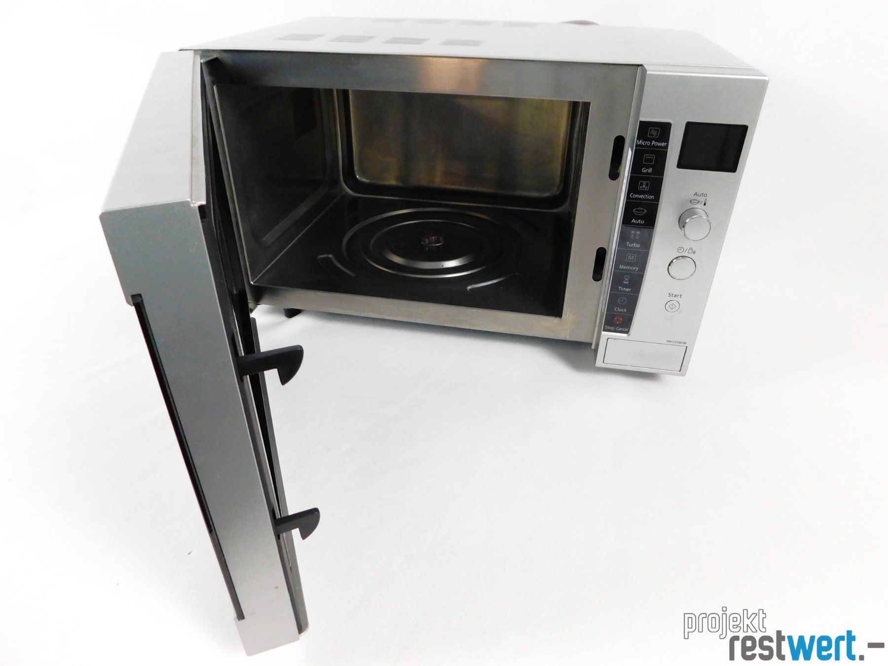 Elettrodomestici da cucina: Mikrowellen Kombi von PANASONIC – Usato da Bülach venduto da restwert_buelach 1
