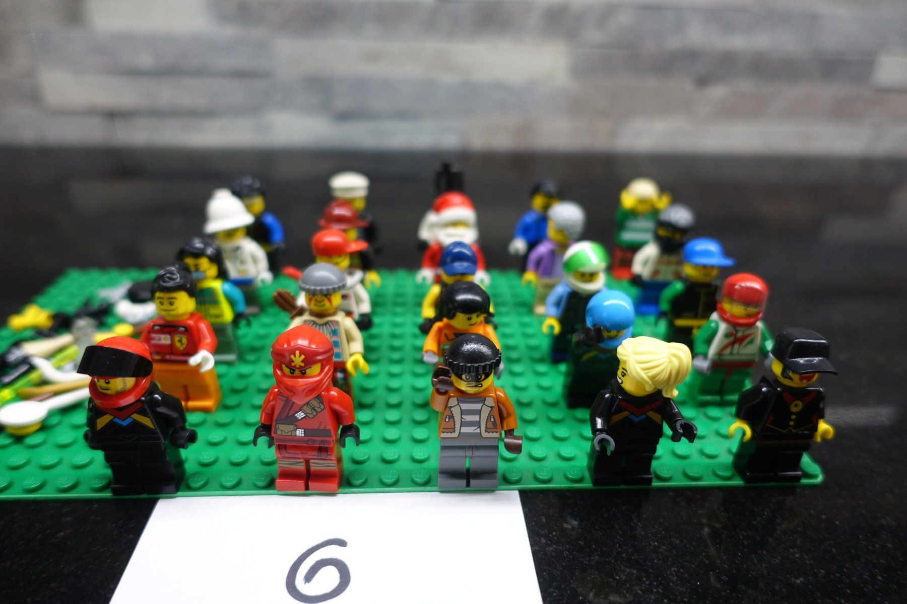 Lego Giocattoli: 25 Stk. versch. Legofiguren (6) – Usato da Belp venduto da Mazarron58 2