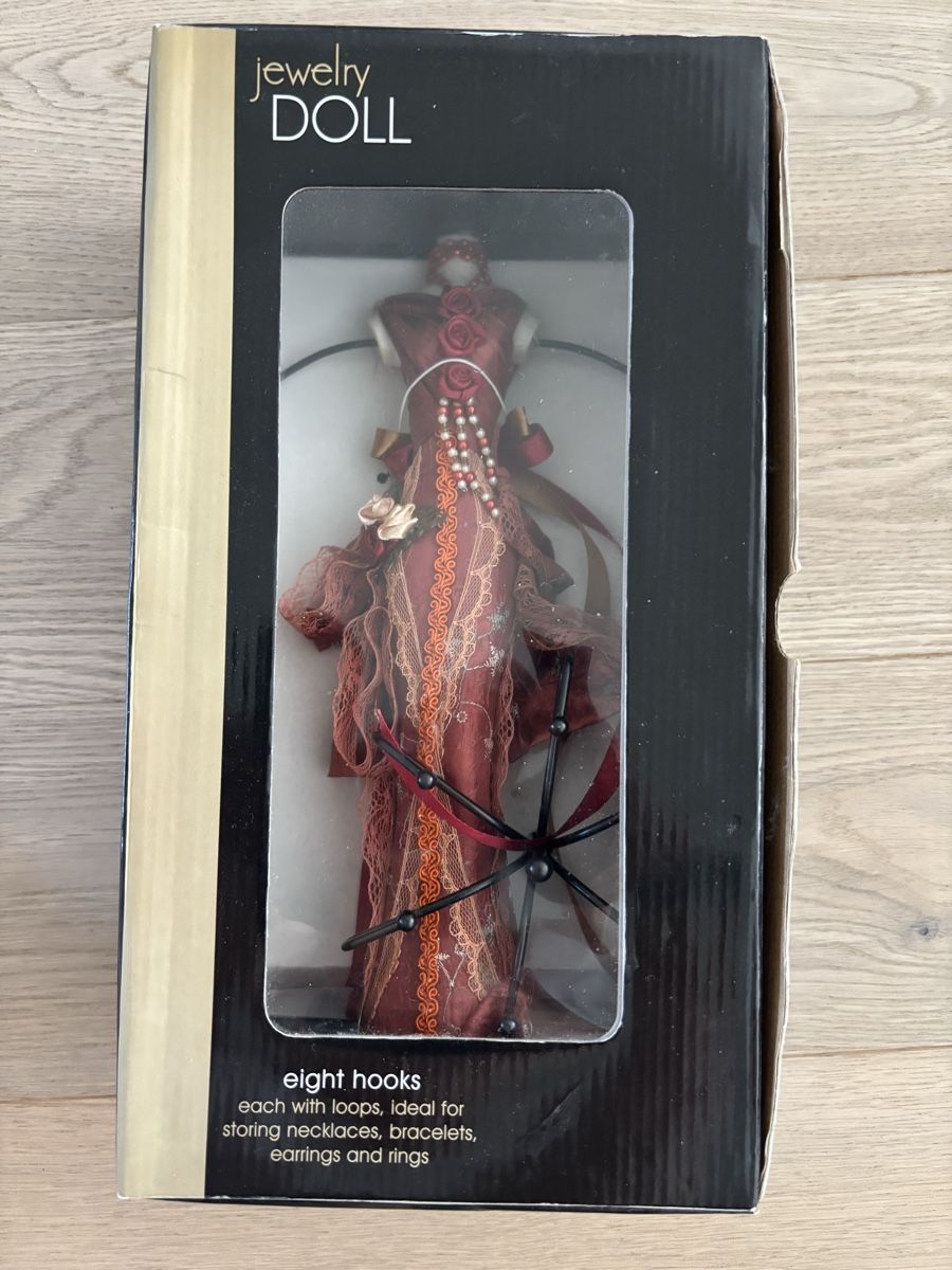 Portagioie: Schmuckständer Puppe - jewelry doll – Nuovo e nell'imballaggio originale da Volketswil venduto da ksteiger 1