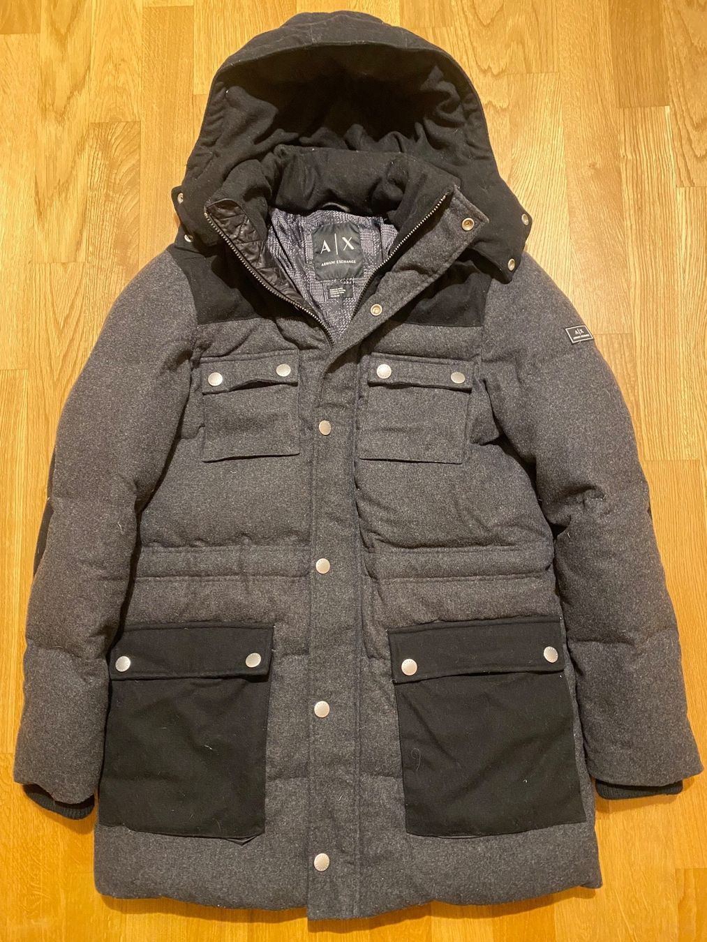Armani Giacche: ORIGINAL ARMANI WINTERJACKE SMALL LP: 400.- – Nuovo (secondo la descrizione) da Birr venduto da kma1234