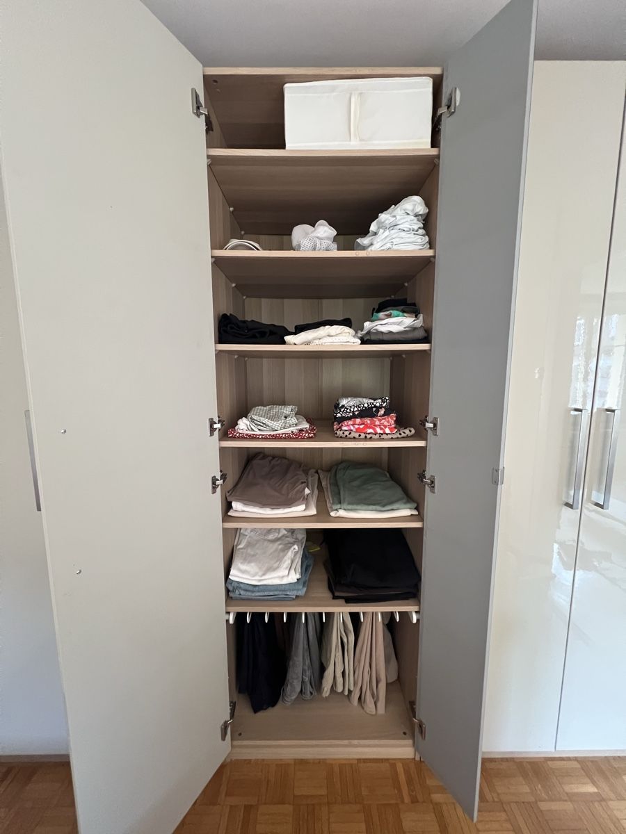 Ikea Armadi: Ikea Pax Kleiderschrank in Beige – Usato da Zürich venduto da fomaz 2