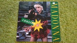 Vinyle 45 tours Madonna Causing A Commotion G-G+