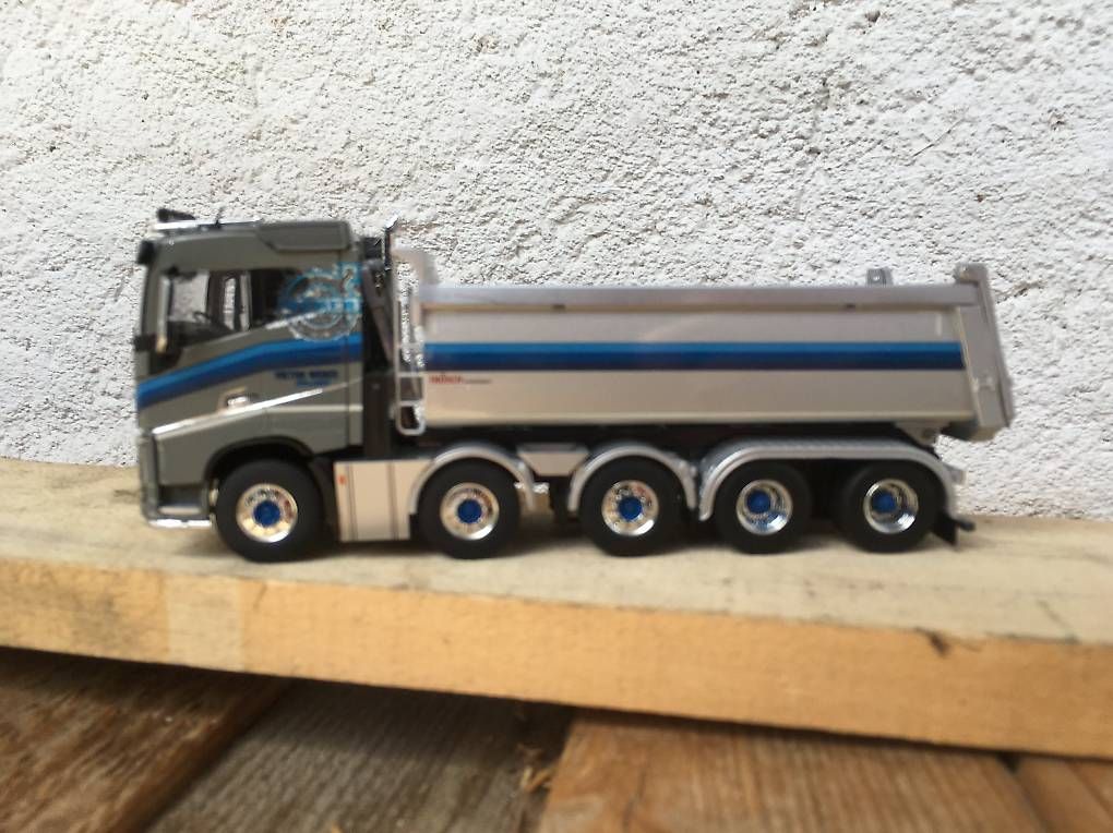 Kit di modellismo & Modellini statici: Volvo Viktor Weber WSI 1:50 – Nuovo e nell'imballaggio originale da Lessoc venduto da beletteman 2