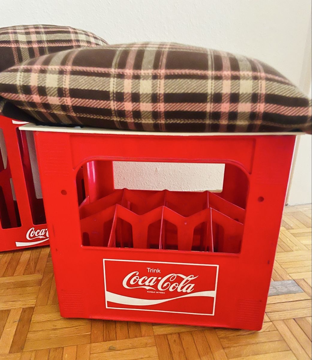 Sgabelli: Coca-Cola Hocker - Bequemes Sitzmöbel,Top! – Nuovo (secondo la descrizione) da Au ZH venduto da Jaggy4 1