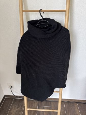 Poncho noir ANNA FIELD