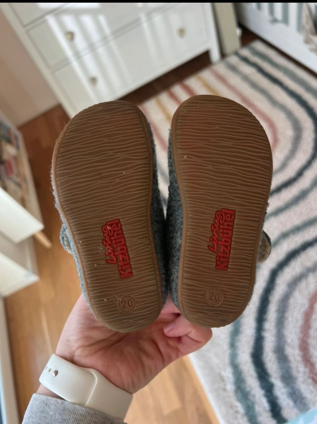 Scarpe per ragazzi: Living Kitzbühel Wool Hausschuhe - Size 20 – Nuovo (secondo la descrizione) da Basel venduto da Pikachuu 2